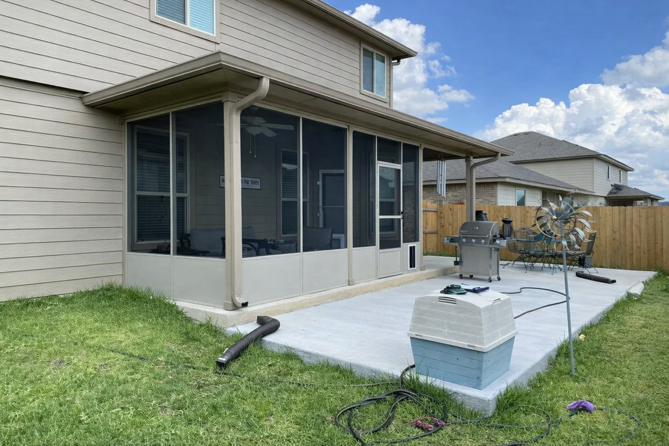 Screen room installation